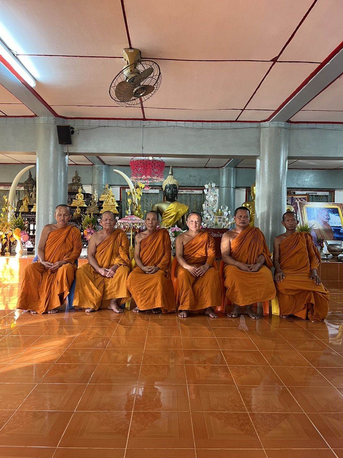วัดศูนย์กลาง