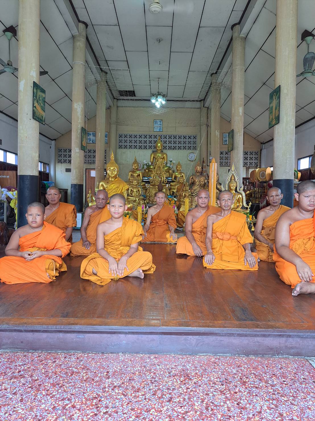 วัดประมุง