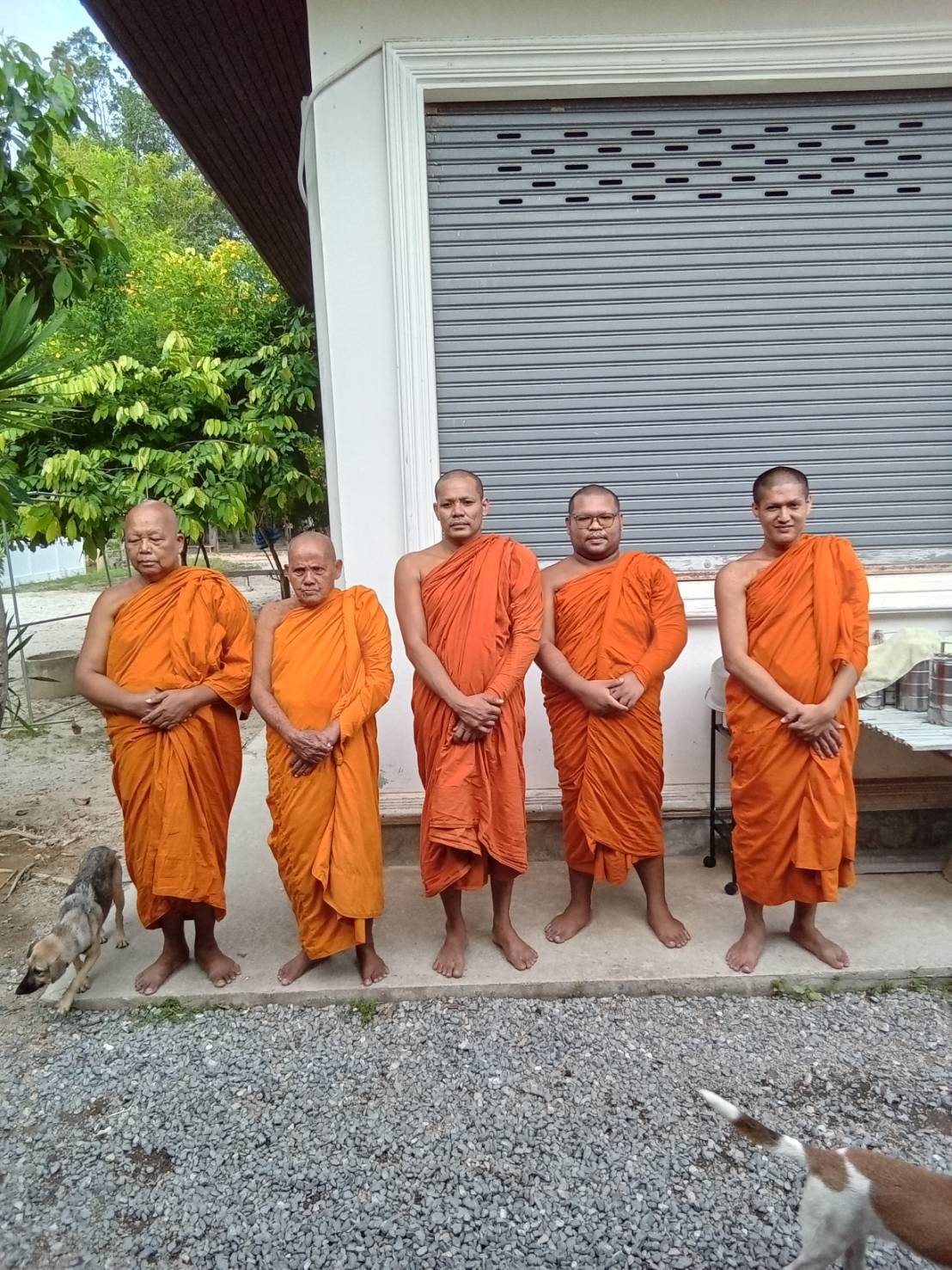 วัดเขาตกน้ำ